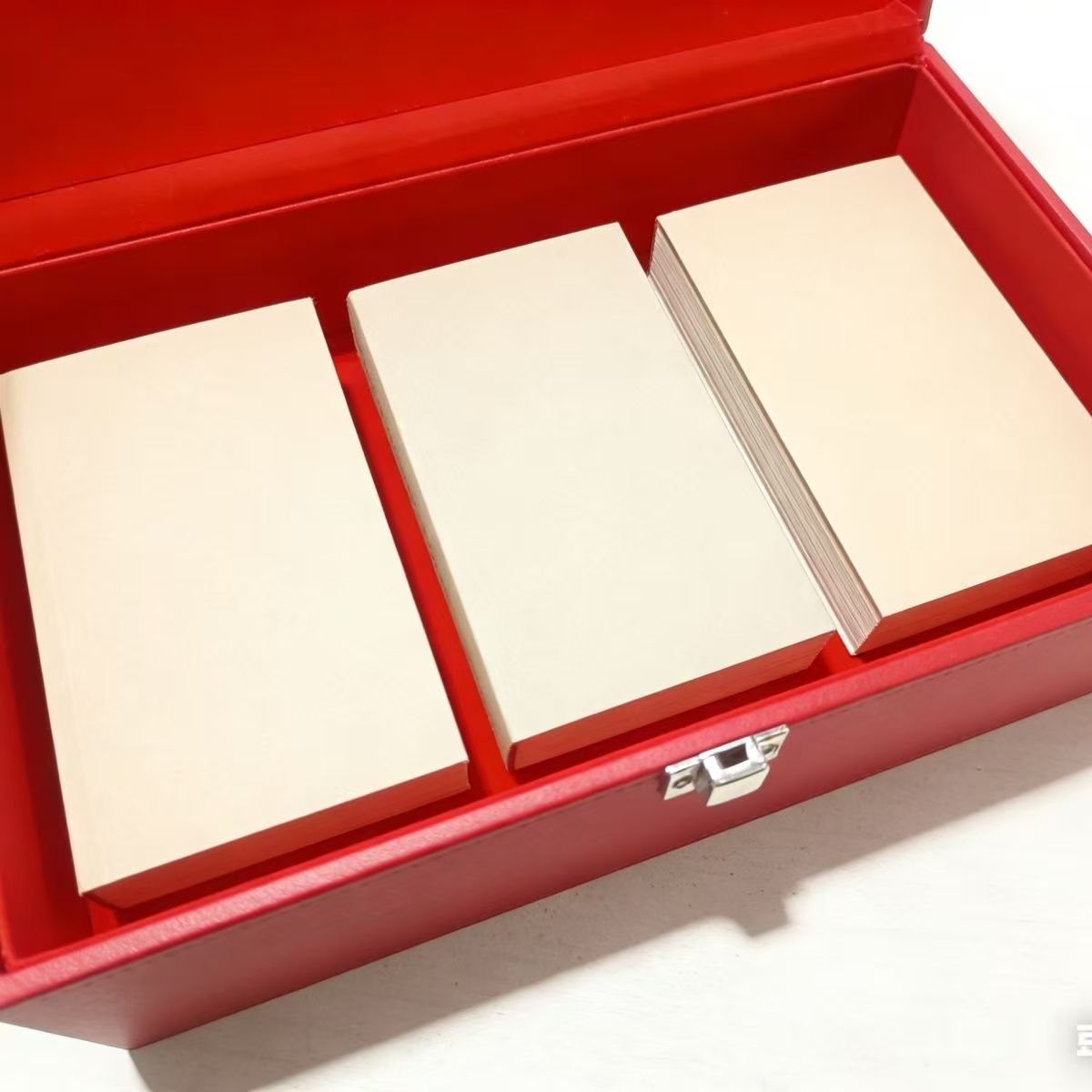 本、アーカイブ、陶磁器製品、茶器セット用の空の革製ギフトボッ - Archive Box Set のレビューと価格